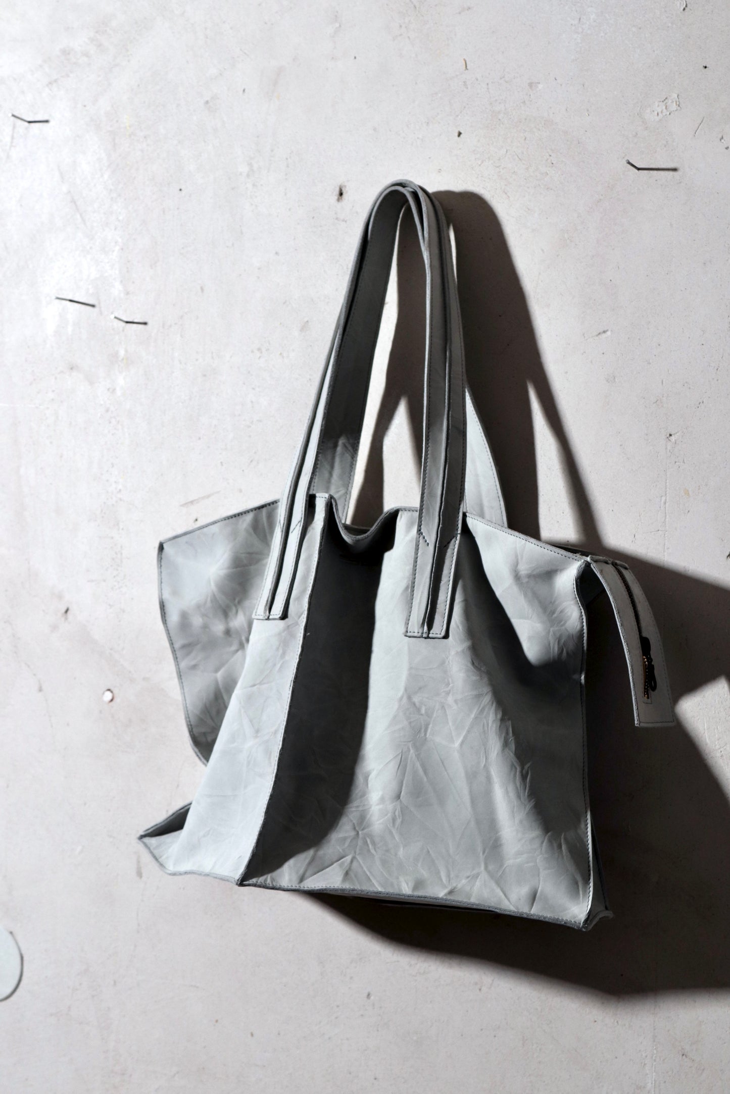 asymmetrical shopper