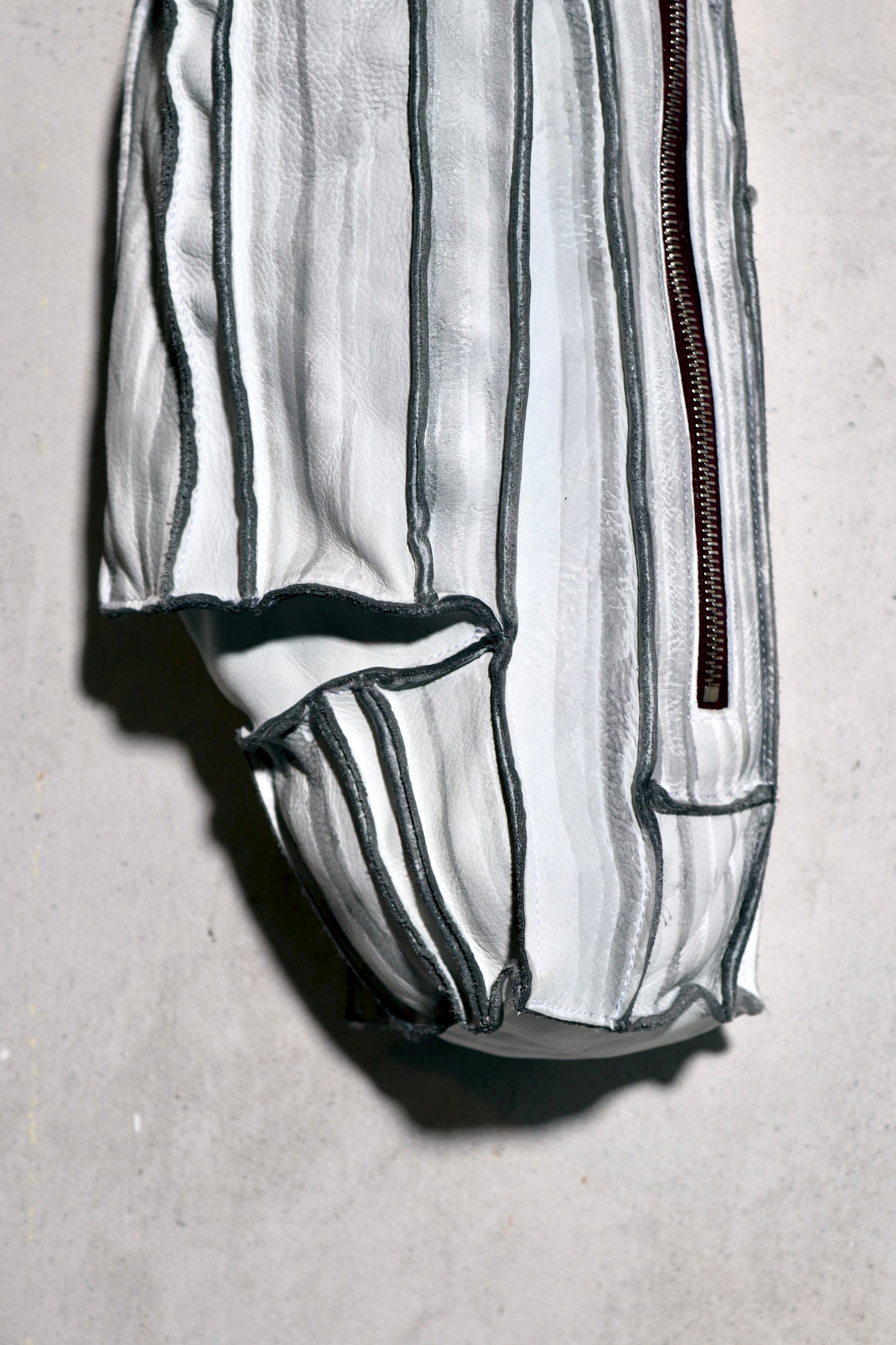 vertical crystal hand bag