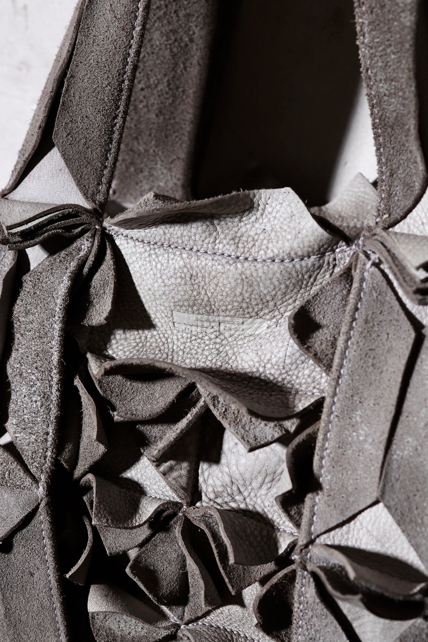 cubic crystal shopper