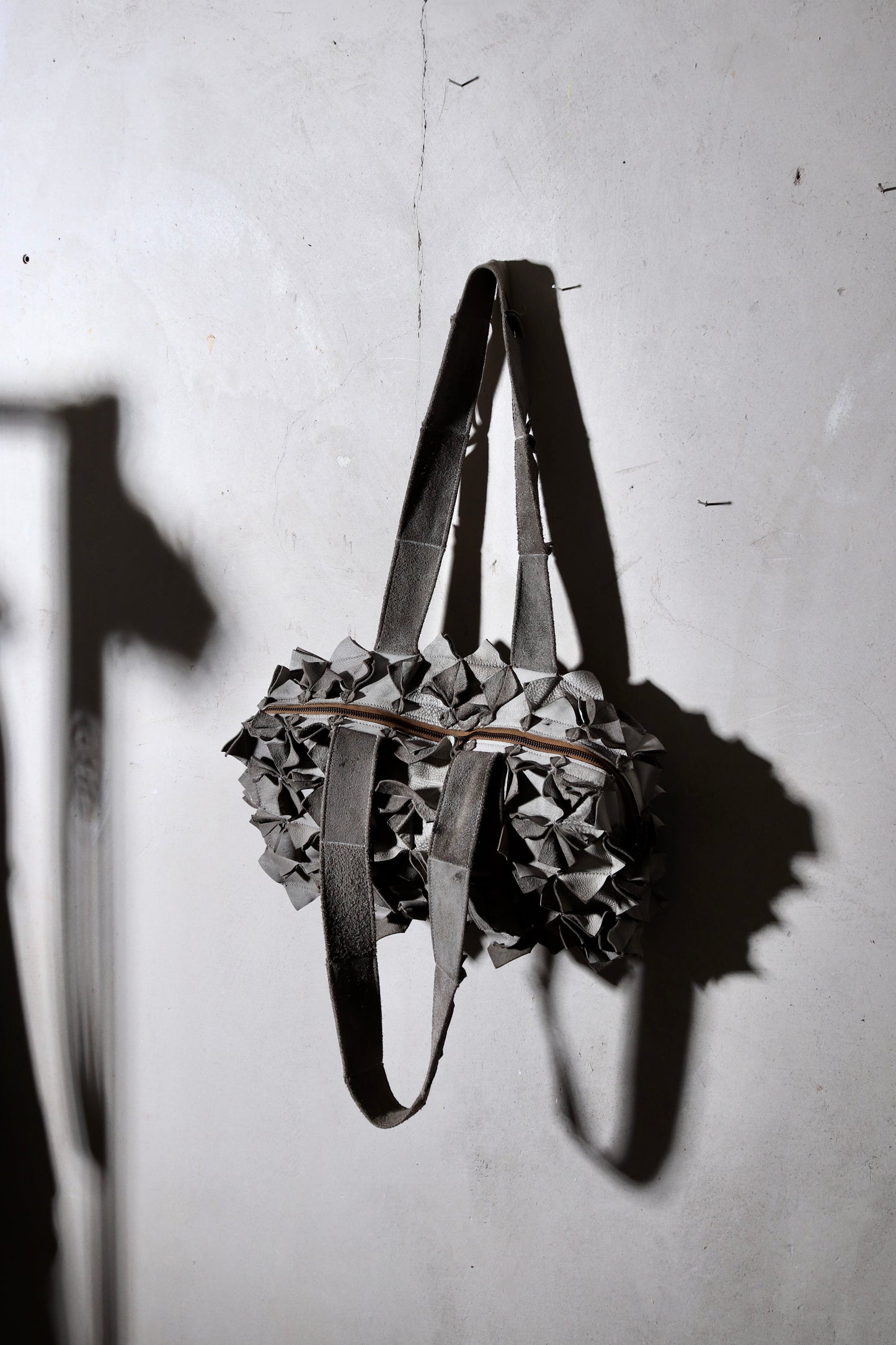 cubic crystal shopper