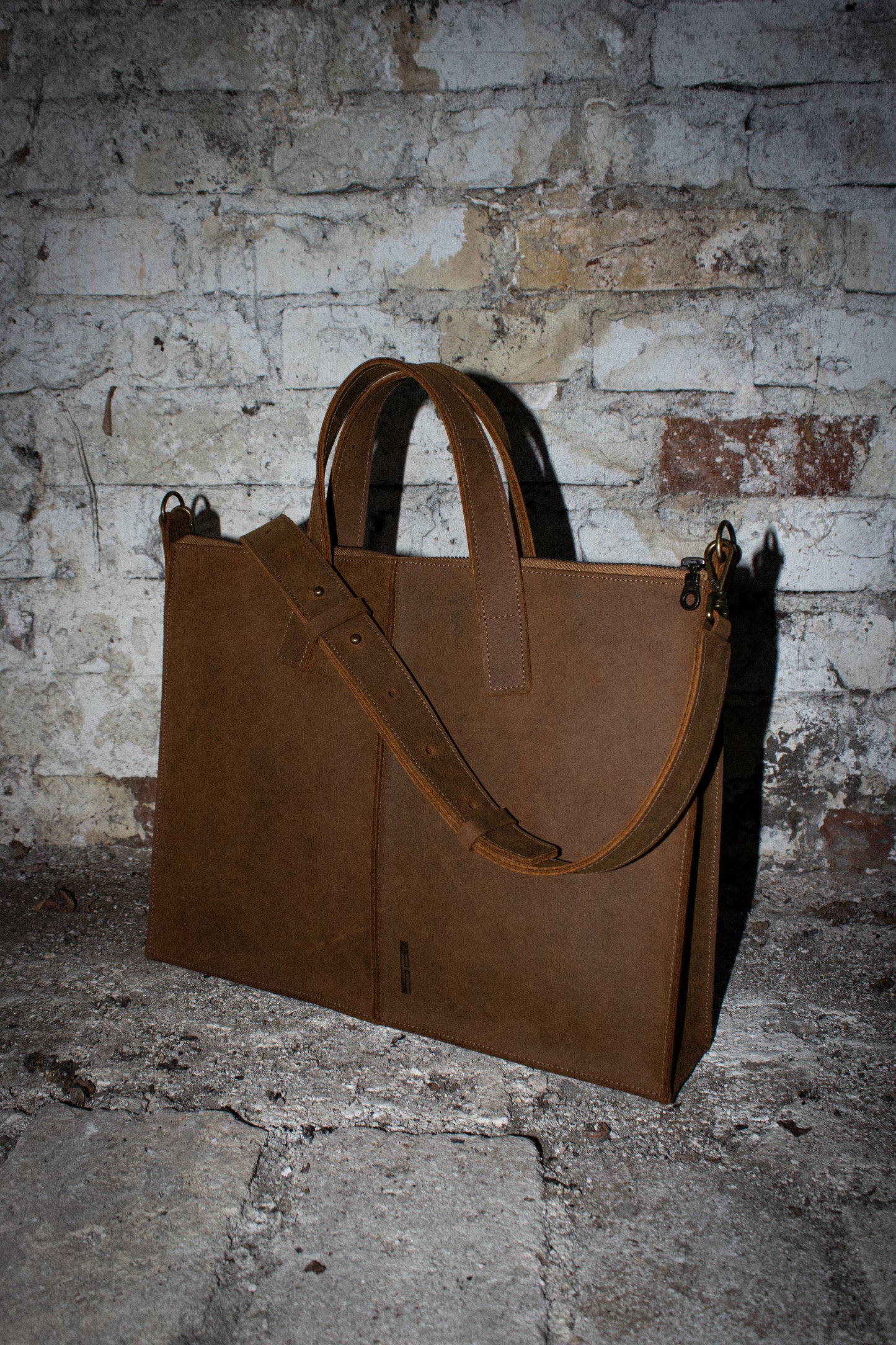 pull-up leather laptop bag